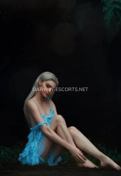 Darwin escorts Emilia — 2