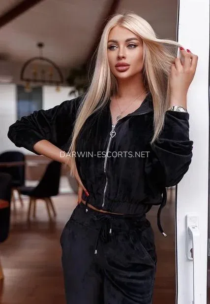 Darwin escorts Anneli — 5