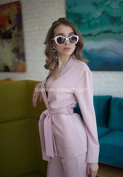 Darwin escorts Chloe — 9