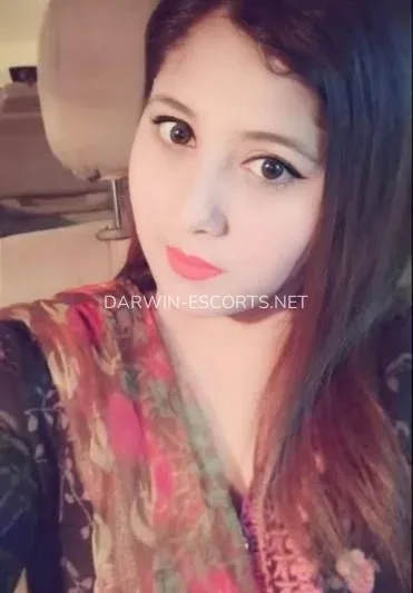 Darwin escorts Payton — 4