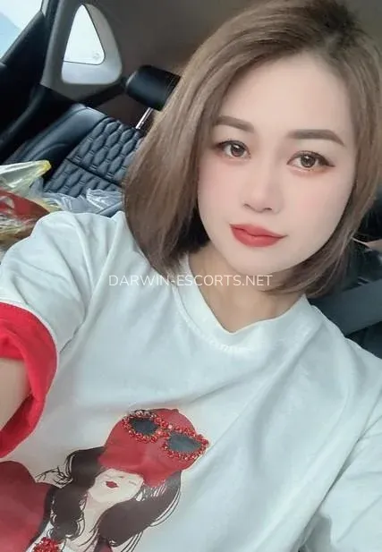 Darwin escorts Agneta — 1