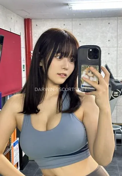 Darwin escorts Engracia — 3