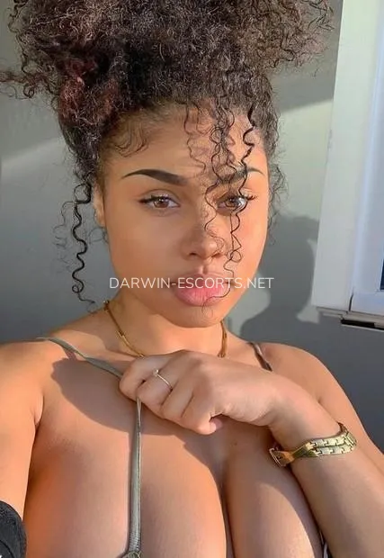 Darwin escorts märta