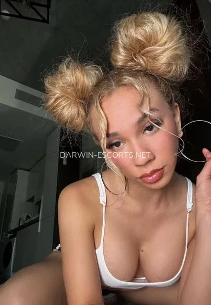 Darwin escorts Marie — 1