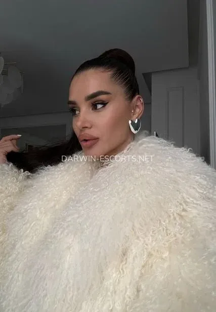 Darwin escorts Emma — 4