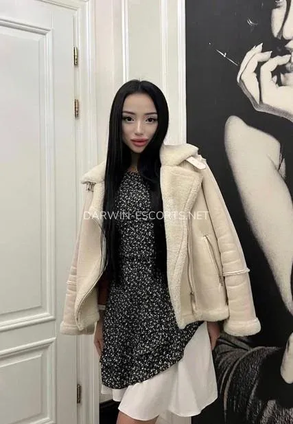 Darwin escorts Anita — 8