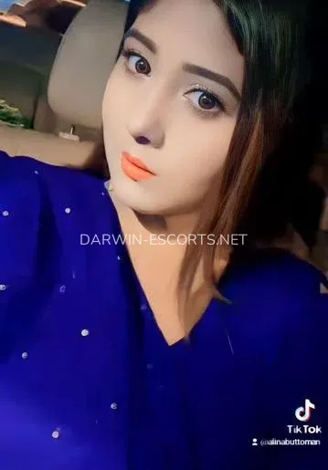 Darwin escorts Payton — 1