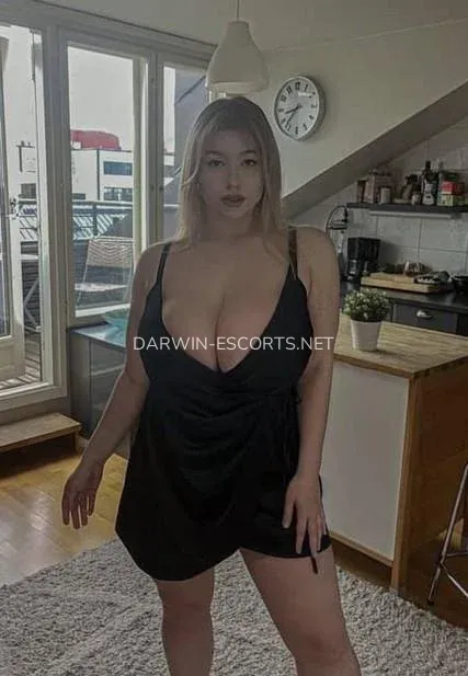 Darwin escorts Alicia — 4