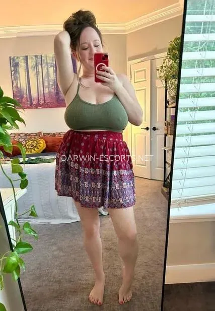 Darwin escorts Ava — 4