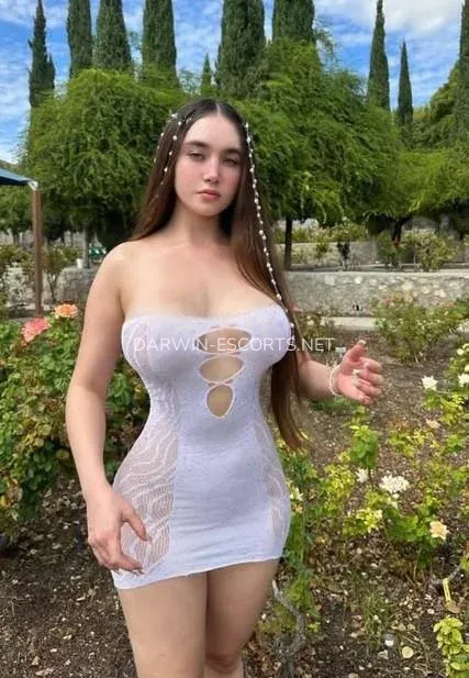 Darwin escorts Aubrey — 5