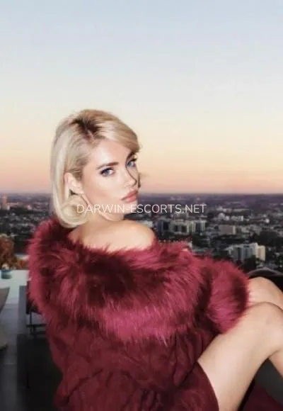 Darwin escorts kerstin