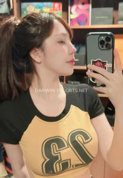 Darwin escorts Linda — 1