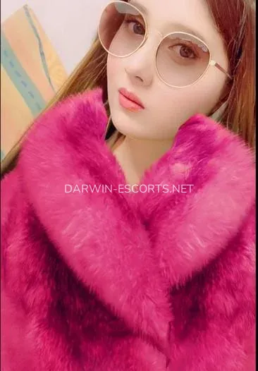 Darwin escorts Payton — 3