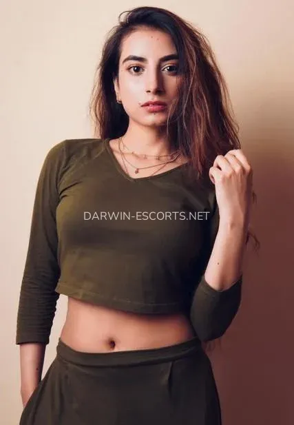 Darwin escorts Annika — 3