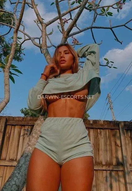 Darwin escorts Karina — 5