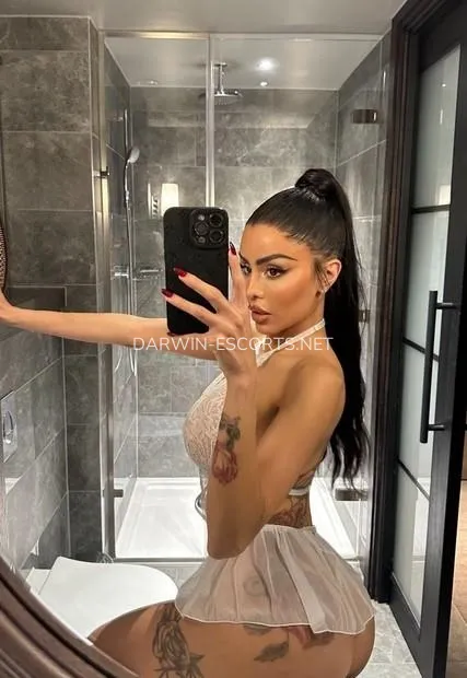Darwin escorts Allison — 2