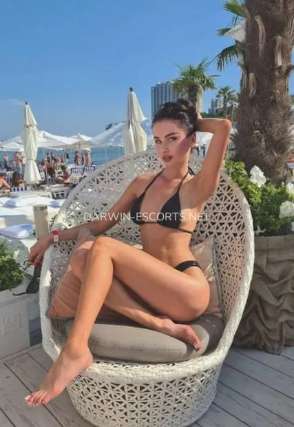 Darwin escorts Inga — 2