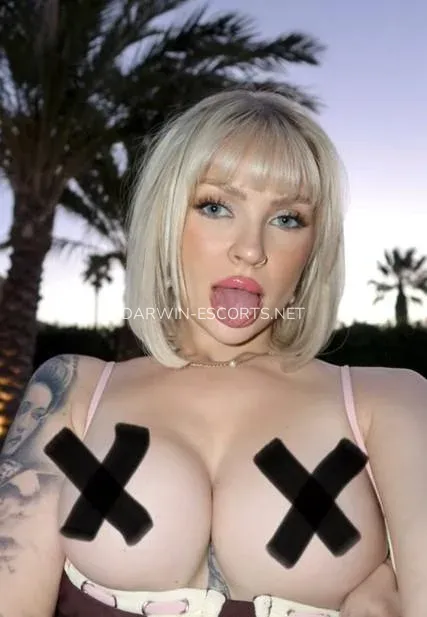 Darwin escorts Kaylee — 1