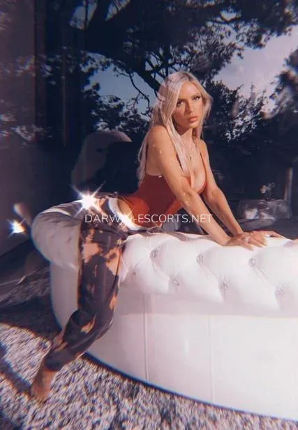 Darwin escorts Kelly — 1