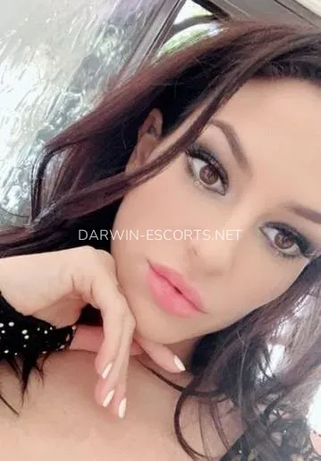 Darwin escorts Daisy — 6