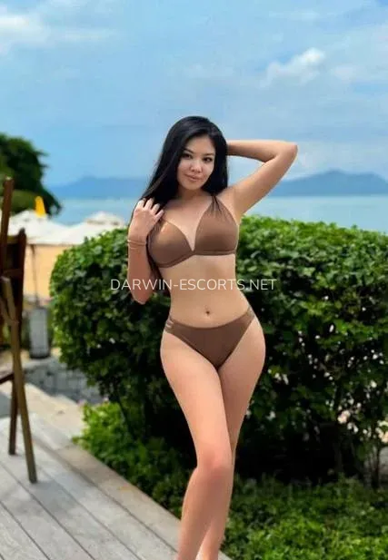 Darwin escorts Pamela — 6