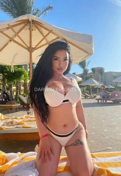 Darwin escorts Kristin — 4