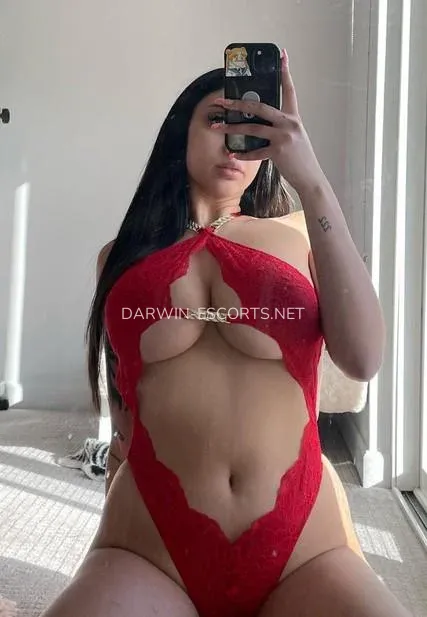 Darwin escorts Maj — 3