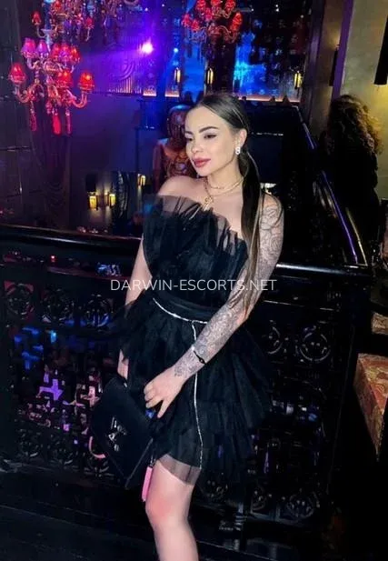 Darwin escorts Layla — 6