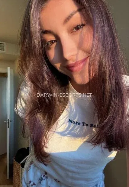Darwin escorts Jessica — 1