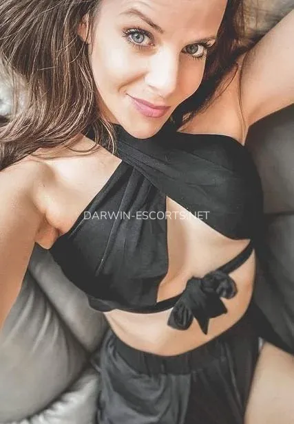 Darwin escorts Maria — 3