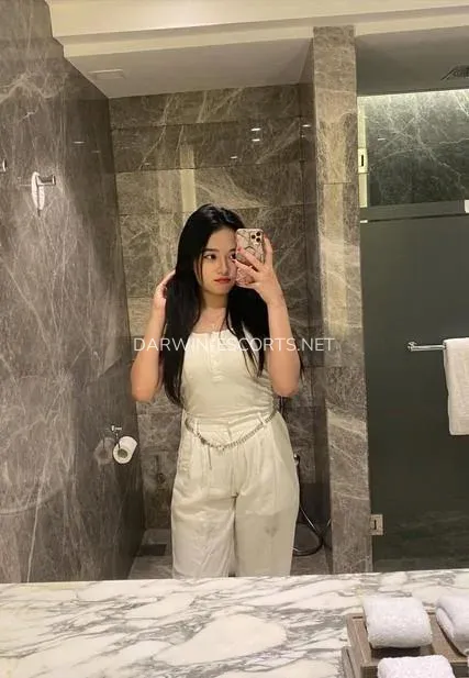 Darwin escorts Jenny — 1
