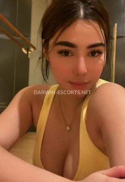 Darwin escorts Elvira — 2