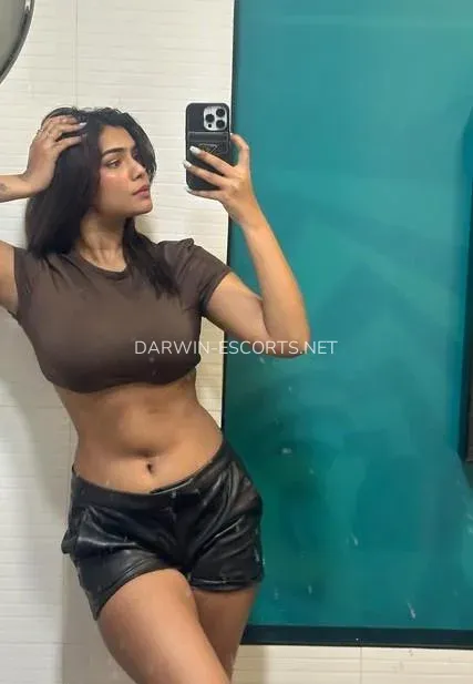 Darwin escorts Victoria — 1