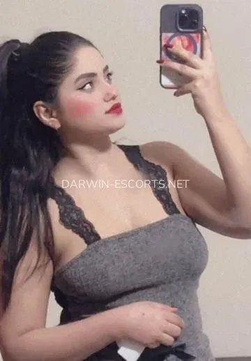 Darwin escorts Karin — 1