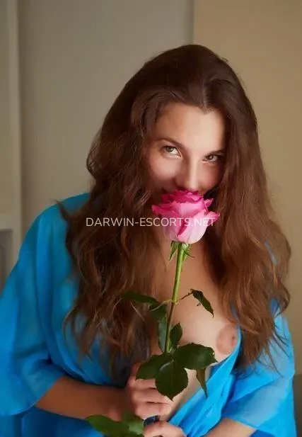 Darwin escorts Hope — 3