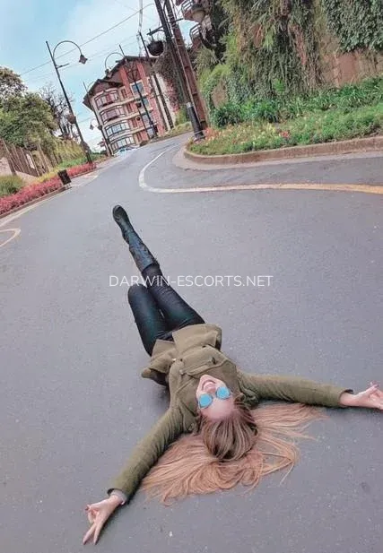 Darwin escorts Diana — 1