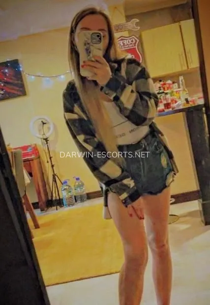 Darwin escorts Tiffany — 2