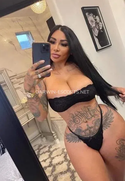 Darwin escorts Olivia — 4