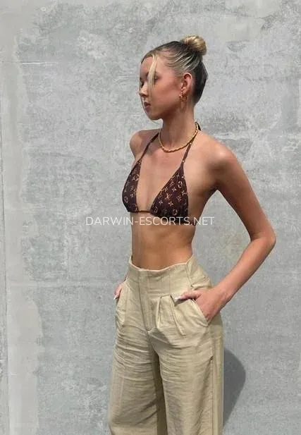 Darwin escorts Camilla — 1