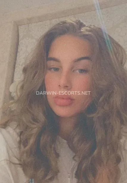 Darwin escorts Aurora — 4