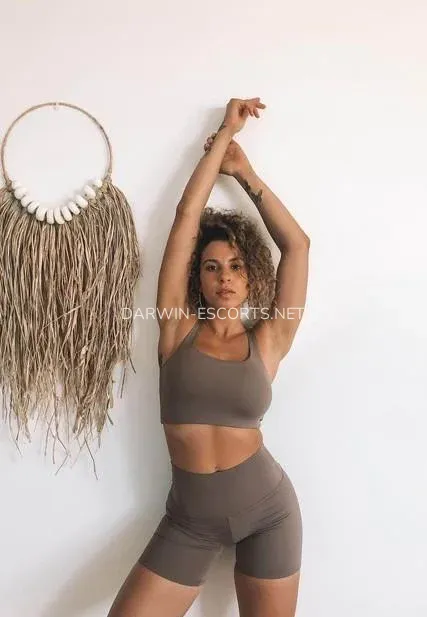 Darwin escorts Louise — 5