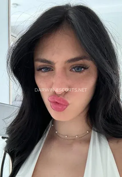 Darwin escorts Isabel — 8