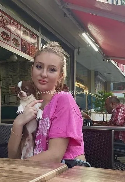 Darwin escorts Preciosa — 2