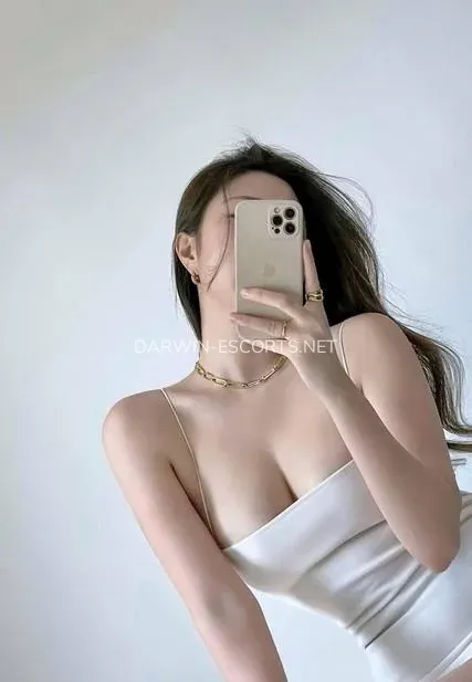 Darwin escorts Ella — 3