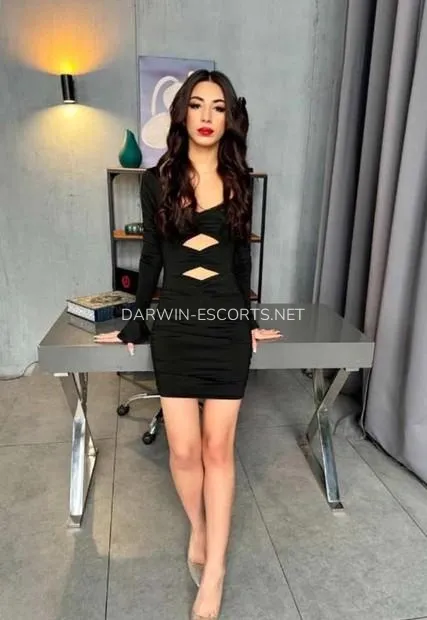 Darwin escorts Makenzie — 2