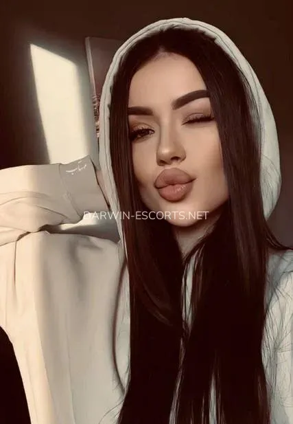 Darwin escorts Mia — 3