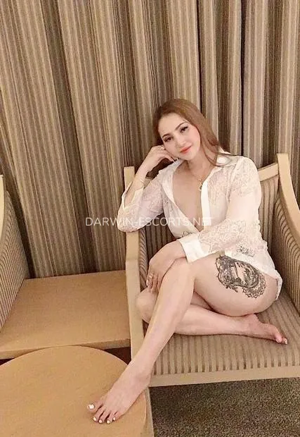 Darwin escorts Reese — 2