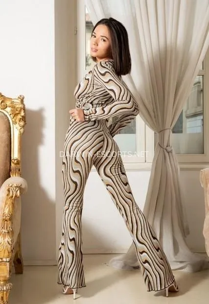 Darwin escorts Sonja — 2