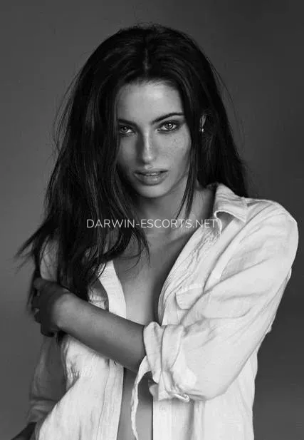 Darwin escorts Maggie — 4