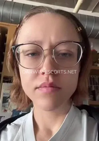 Darwin escorts Britt — 1